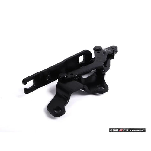 Right engine hood hinge OE 41617210678